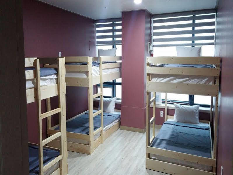 Terra Guesthouse 2 Pusan Zewnętrze zdjęcie